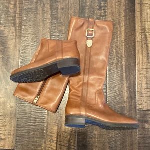 Coach tan size 8B US boots